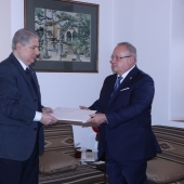 Photo 4 of 4 - Ambassadeur de Hongrie 