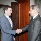 Photo 28 of 110 - US Ambassador David Hale 09092013