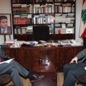 Photo 46 of 56 - Former President meets European ambassador 24042007